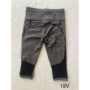 Lululemon‎ Women Gear Up Crop Active Wear Leggings Size 6 Grey Black Mesh